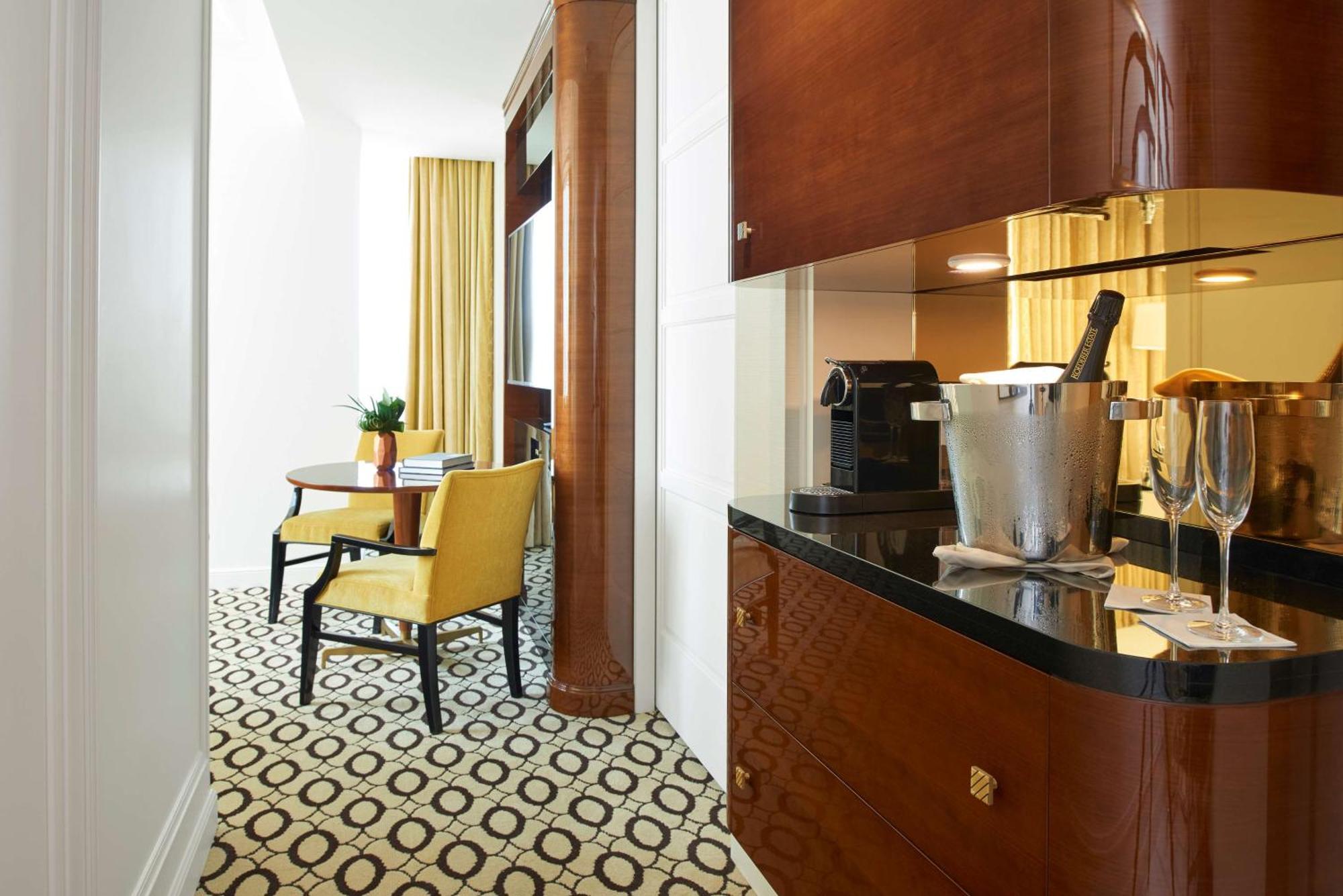 วอลดอร์ฟ แอสตอเรีย เบเวอร์ลี ฮิลล์ Hotel ลอสแอนเจลิส ภายนอก รูปภาพ